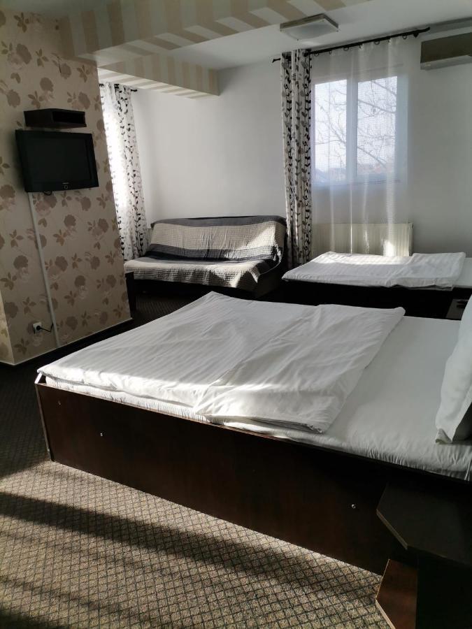 Motel Davios Târgu Jiu Екстериор снимка