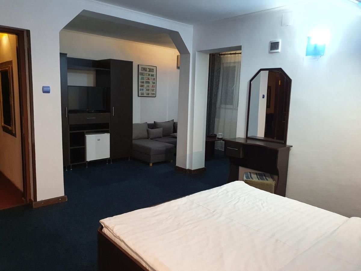 Motel Davios Târgu Jiu Екстериор снимка