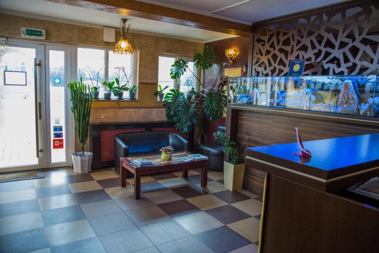 Motel Davios Târgu Jiu Екстериор снимка